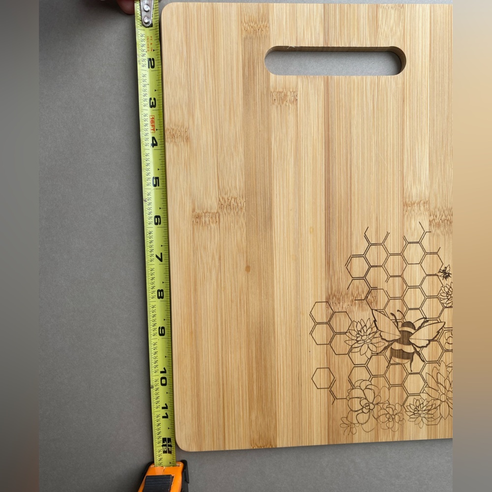 Honey Bee Comb Cutting Bamboo Board Design summer spring kitchen NEW - Picture 6 of 6